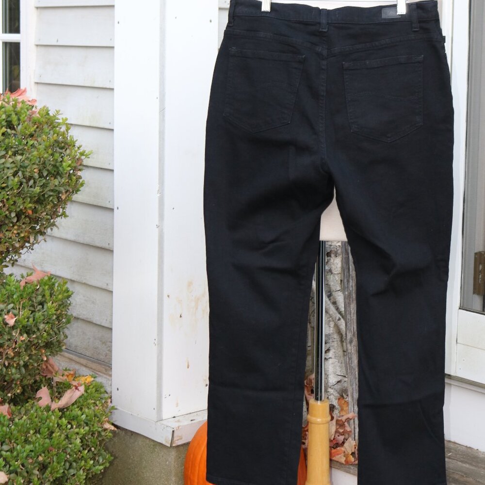 LEE Plus Size Relaxed Fit Straight  Leg Black Classic Stretch Jeans Sz 16 SHORT - Picture 3 of 6